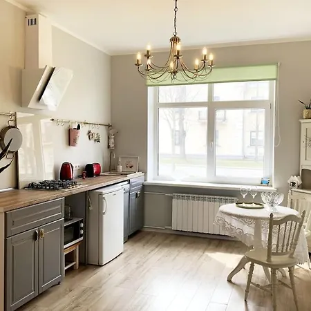 Cozy In A Historical Town Apartment Sillamäe